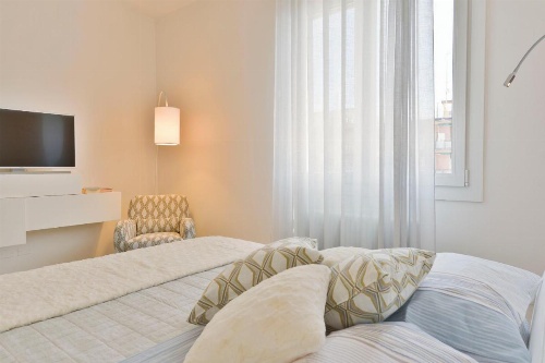 UR-NEST Vestri - Golden Suite image 7