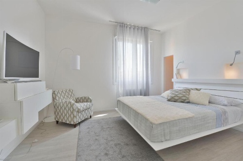 UR-NEST Vestri - Golden Suite image 9